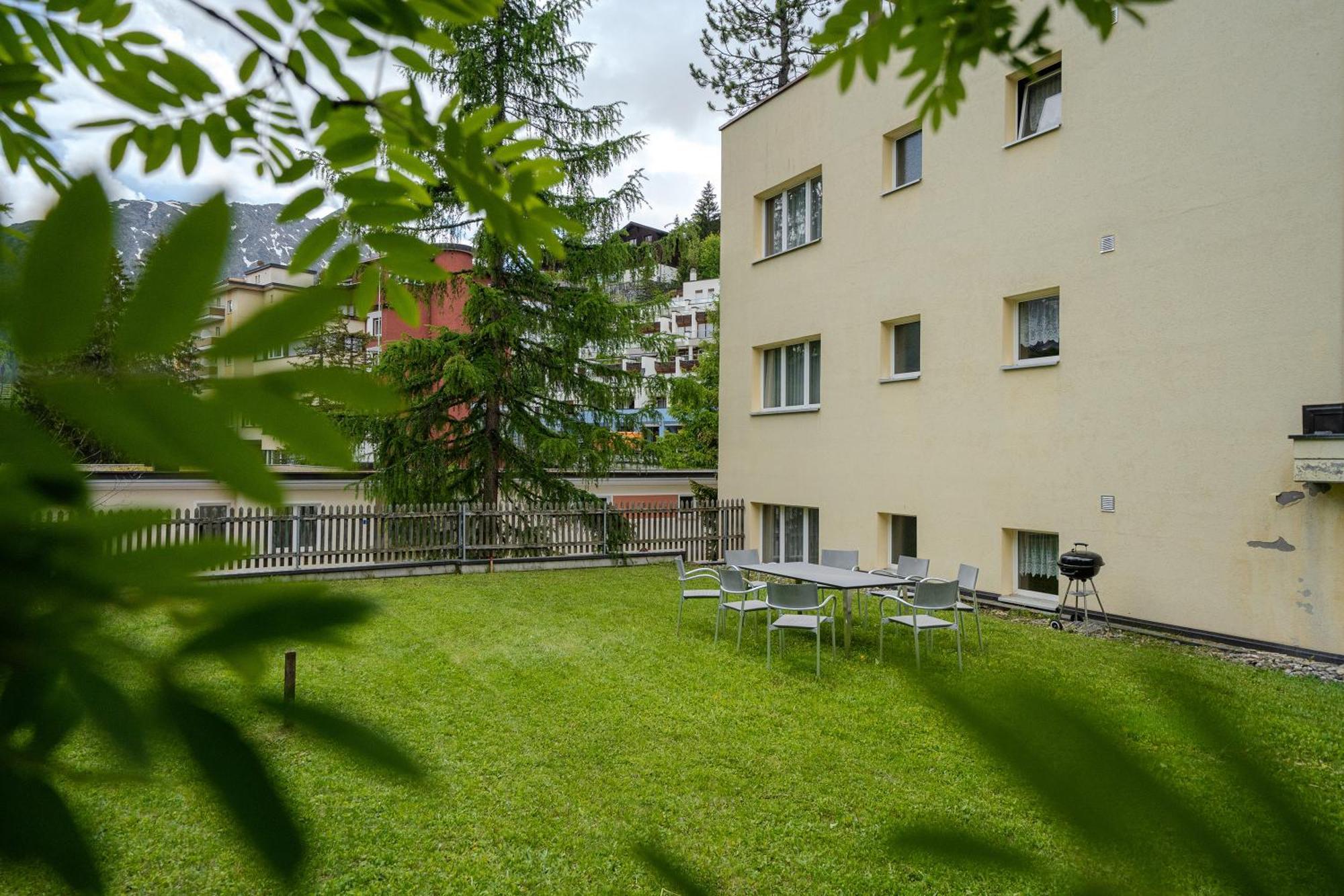Haus Padrun 8 By Arosa Vacations Apartment Exterior photo